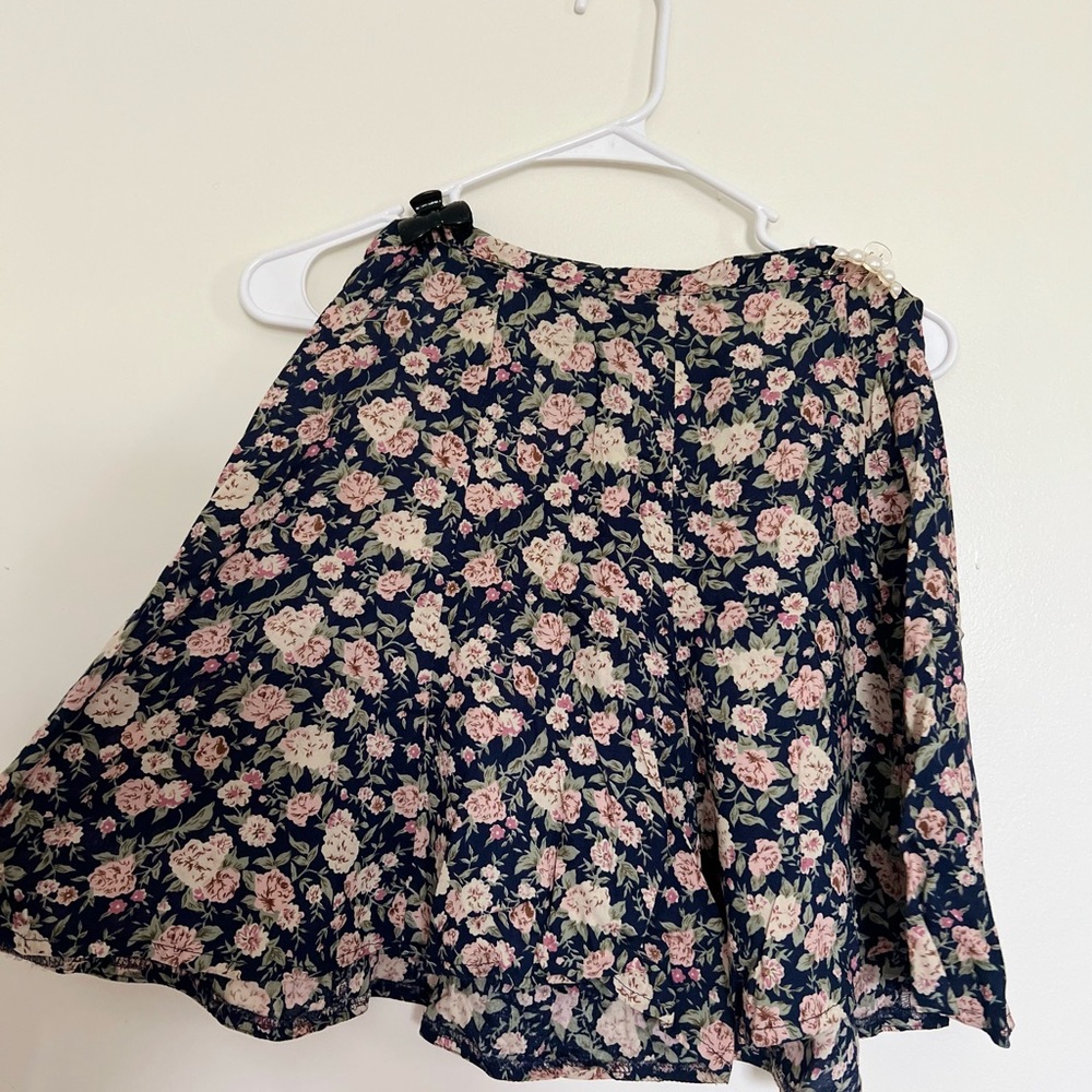 Jay Peters Floral Short skirt | size S | color: blue ** pre owned